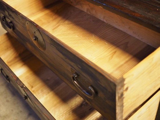 Old 100-year-old antique chest of drawers, low board, chest of drawers, Meiji era