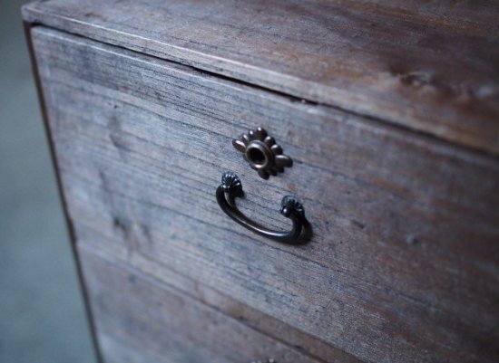 Retro three drawers made of paulownia wood, early Showa period