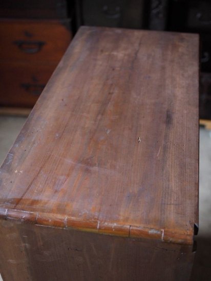 Retro decorative shelf composed of natural wood, early Showa period.