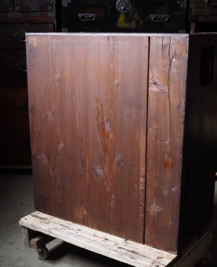 Edo period wardrobe chest with a withered taste, antique chest, Edo period
