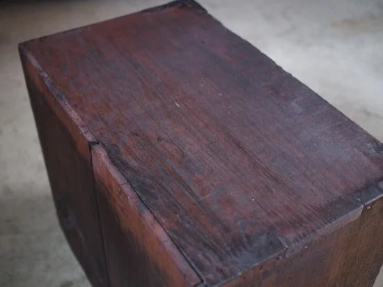 small chest of drawers made from chestnut wood from the Edo period