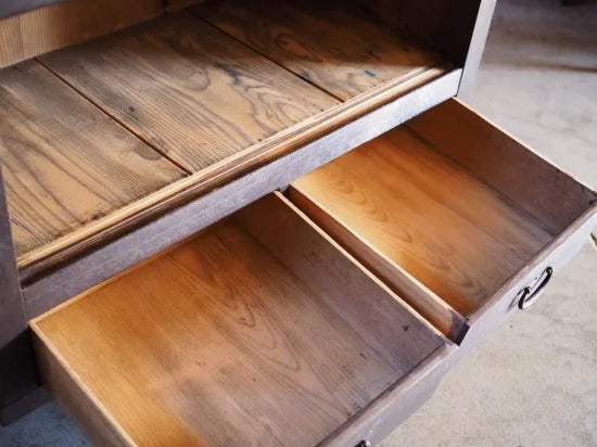 100-year-old antique lowboard from Mino Accounting Office, Meiji Period(1868〜1912)