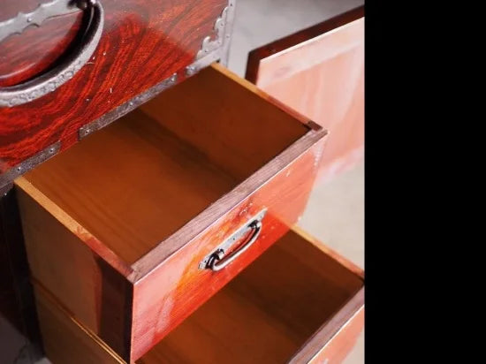 101 year old antique lowboard, front keyaki Soma chest of drawers, Meiji to Taisho era.