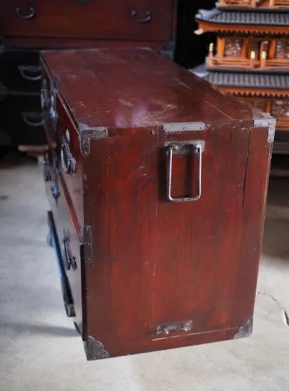 Antique lowboard made of Japanese zelkova wood from the Meiji period