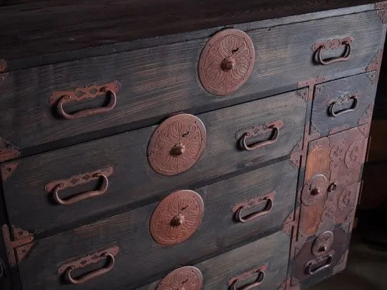 Bengala metal fittings An original antique chest from the Meiji period