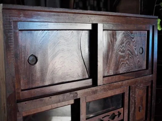 A popular antique two-tiered mizuya chest of drawers from the Taisho to early Showa era.