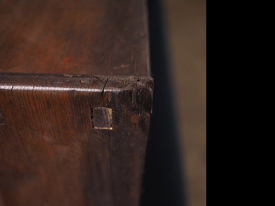 writing desk with ink written design (1903)