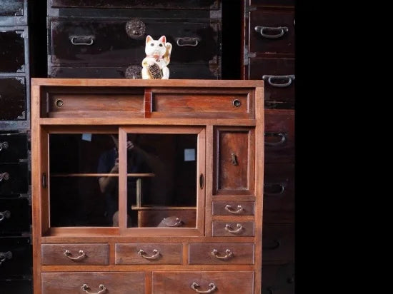 high-quality two-tiered tea chest made of zelkova wood from the early showa period