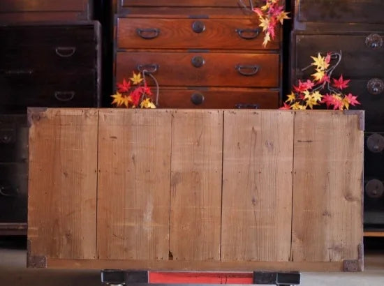 101 year old antique lowboard, front keyaki Soma chest of drawers, Meiji to Taisho era.