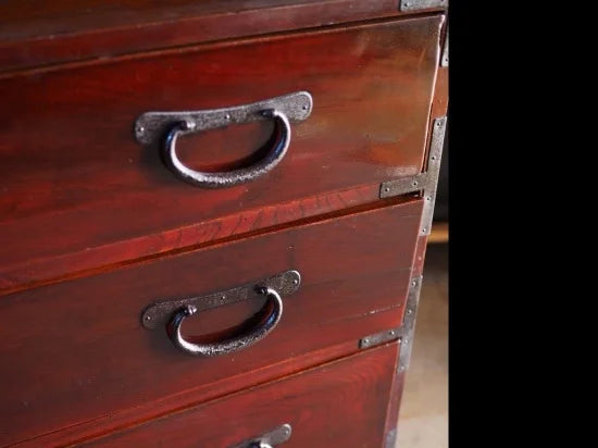 antique lowboard with brass fittings, Nihonmatsu Tansu, Taisho era (1912〜1926)