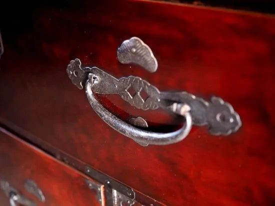 Antique lowboard made of Japanese zelkova wood from the Meiji period