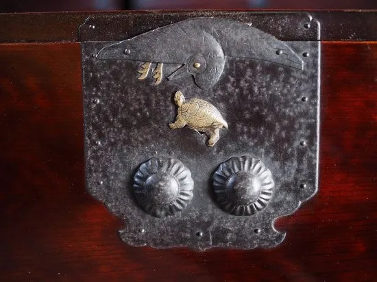 Antique lowboard made of Japanese zelkova wood from the Meiji period