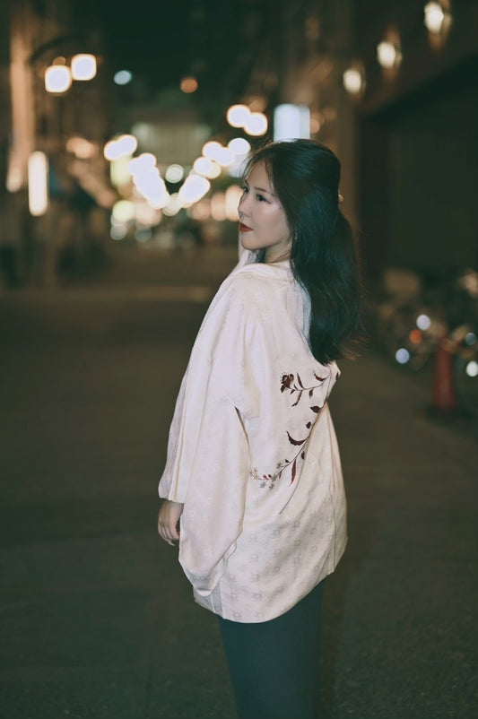 beautiful white haori with flower embroidery